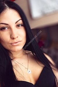 Нина, метро Трубная