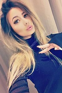 Милана, метро Маяковская