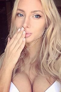 Алина, метро Тимирязевская