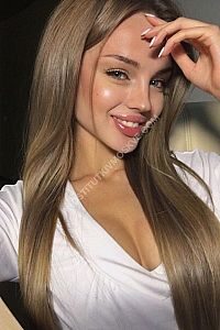 Алина, метро Белорусская