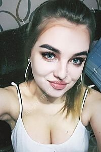 Эльза, метро Александровский сад