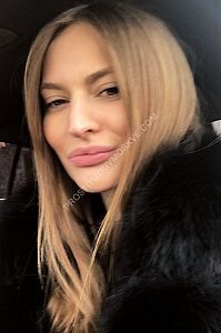 валя, метро Борисово